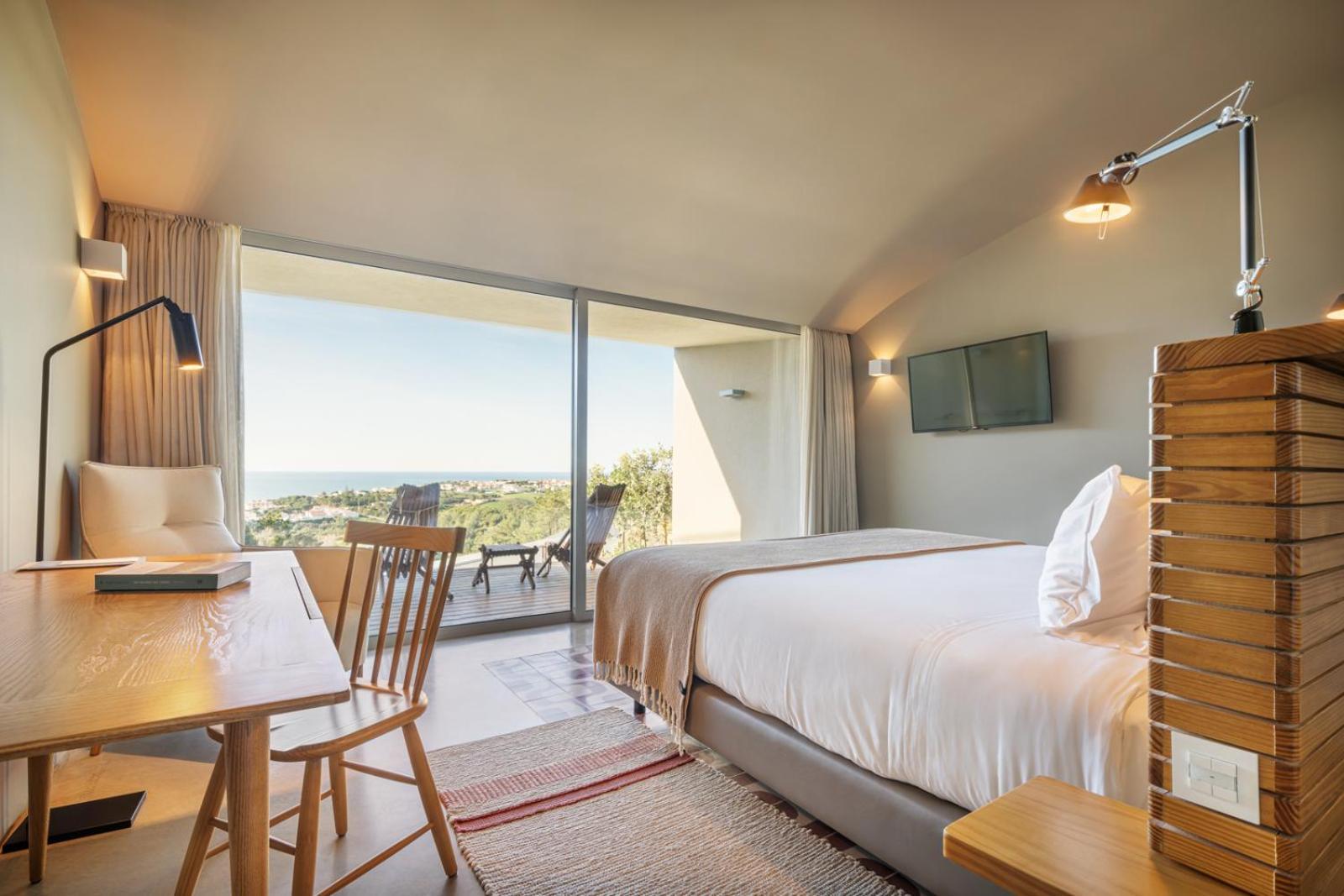 Quarto Duplo Deluxe com Varanda e Vista Mar