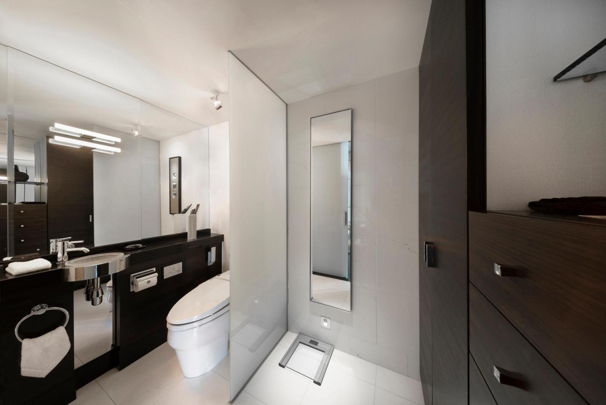 EXECUTIVE HOUSE ZEN Deluxe Double Room Club Lounge Access Non-Smoking 45sqm