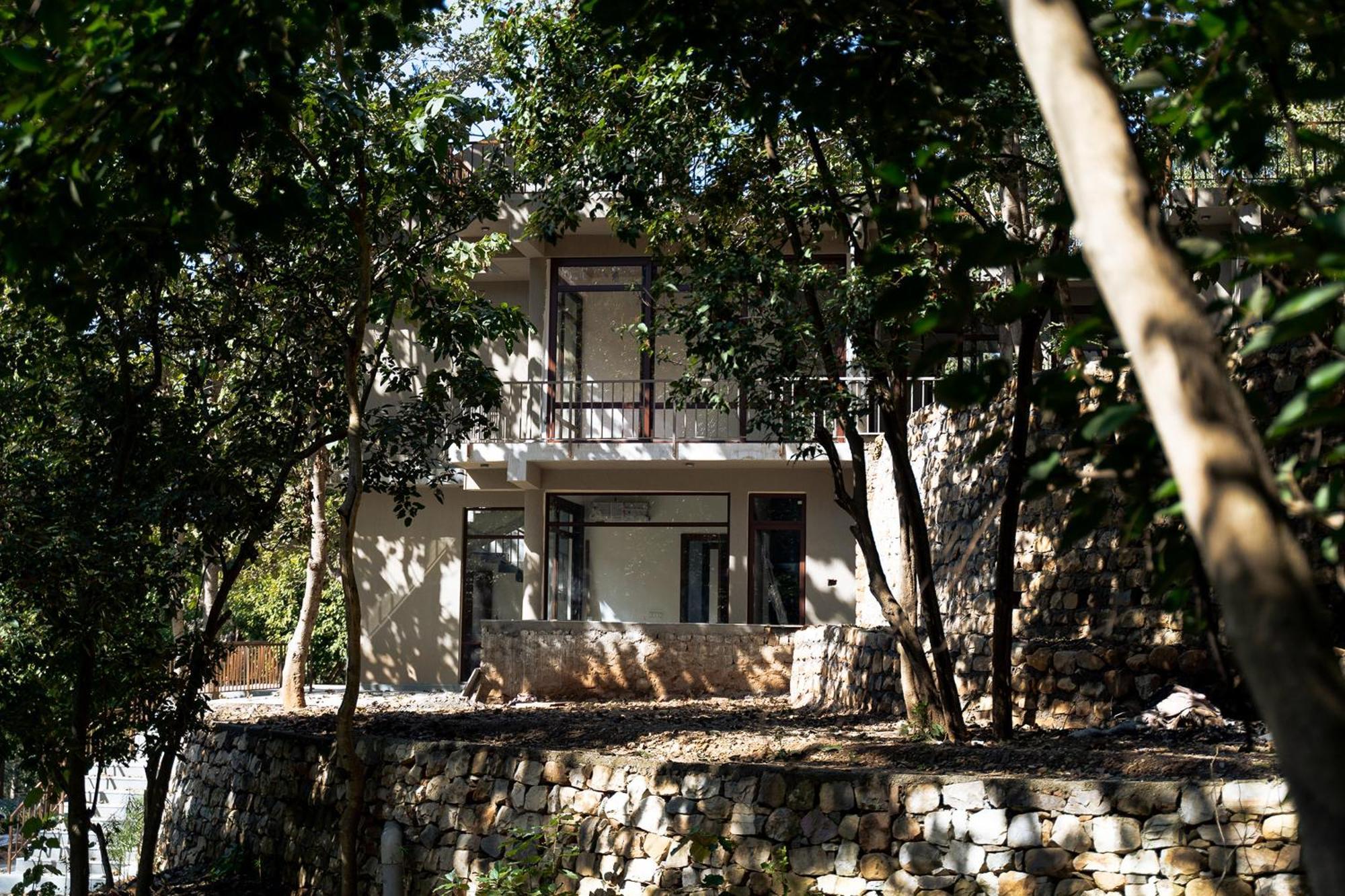 The Foresterie 4-Bedroom Luxury Villa Morning & evening tea cookiesWelcome drink upon arrival One complimentary hike amidst nature One yoga session on food beverage