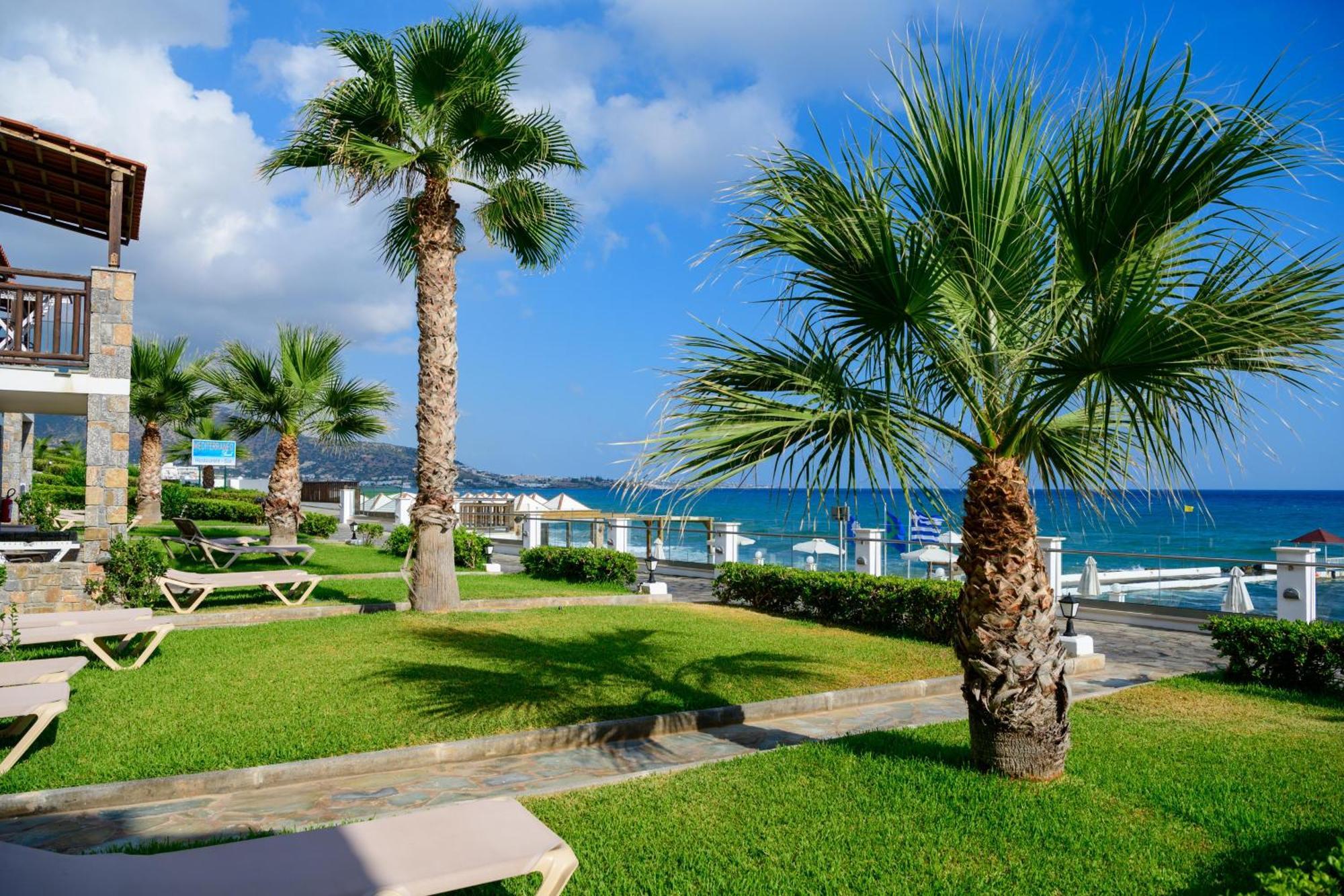 Junior Suite Beach Front own Garden,1580431939:JPEG