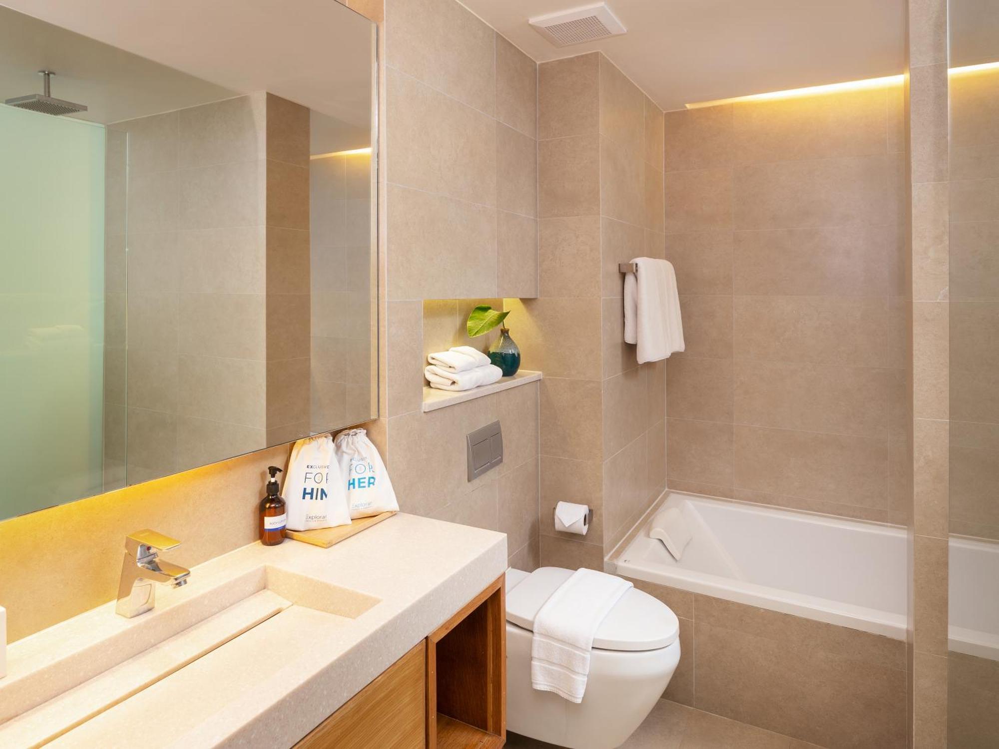 Deluxe Spa Pool Suite,1580853553:JPEG