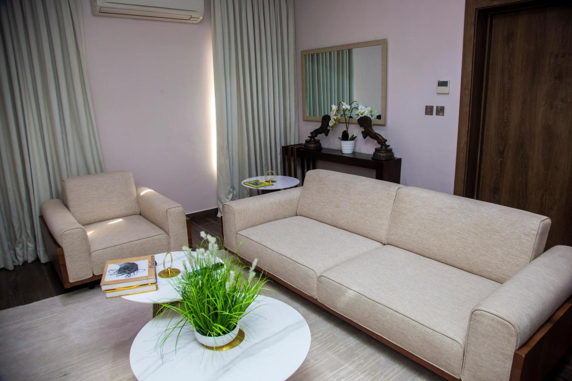 Deluxe Suite