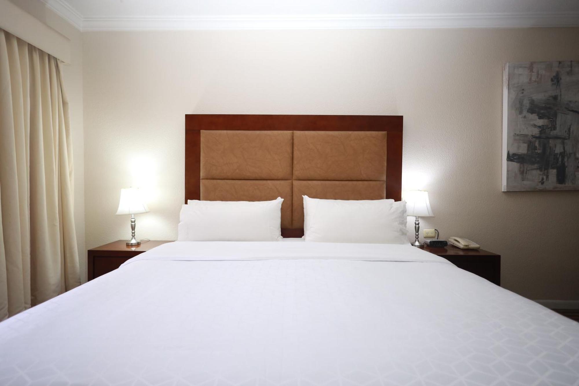 Junior King Suite