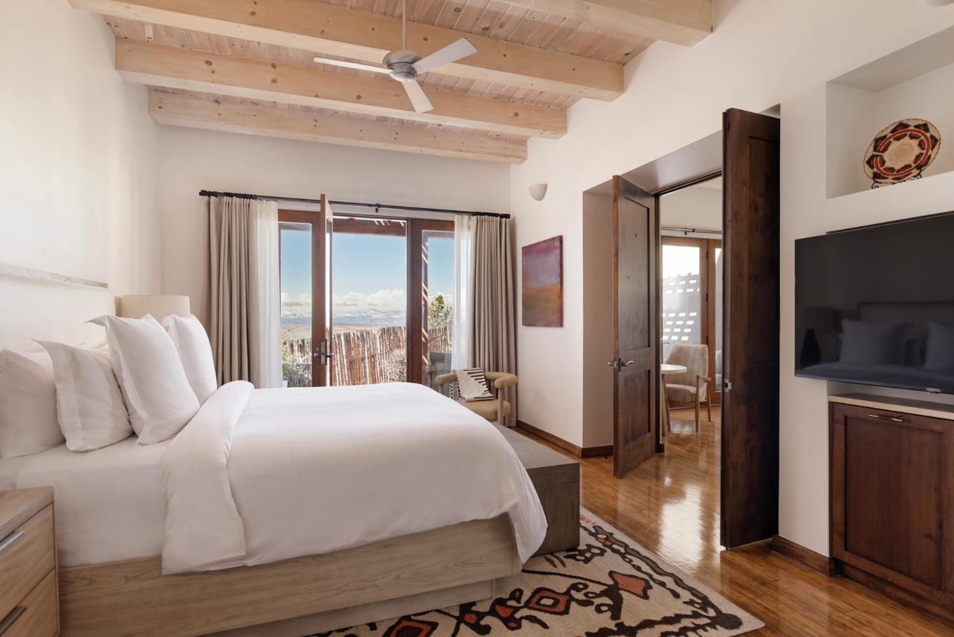 One Bedroom Encantado King Suite