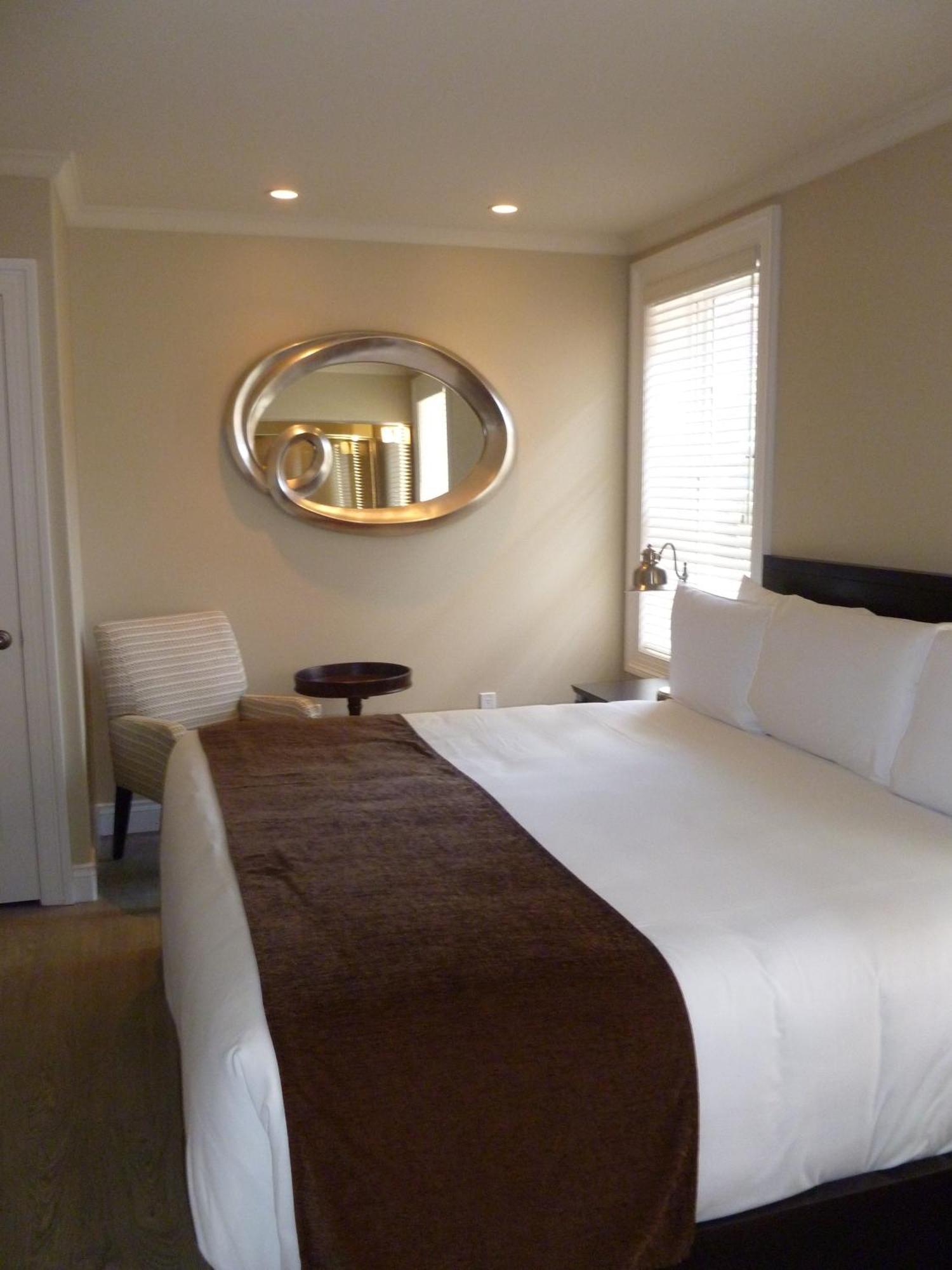 King Room Non-Smoking