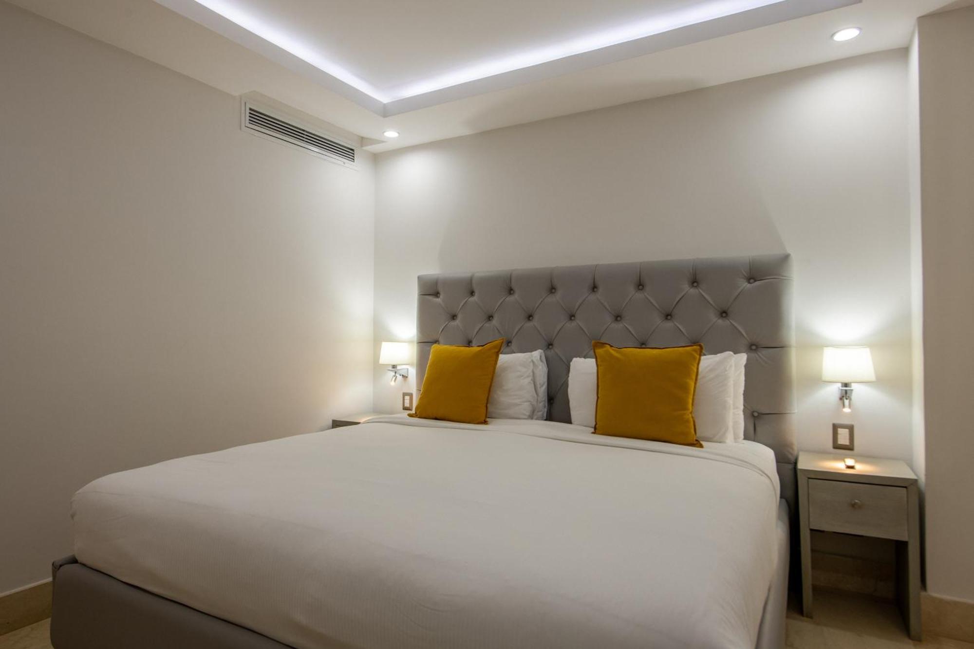 Deluxe Suite Sea View