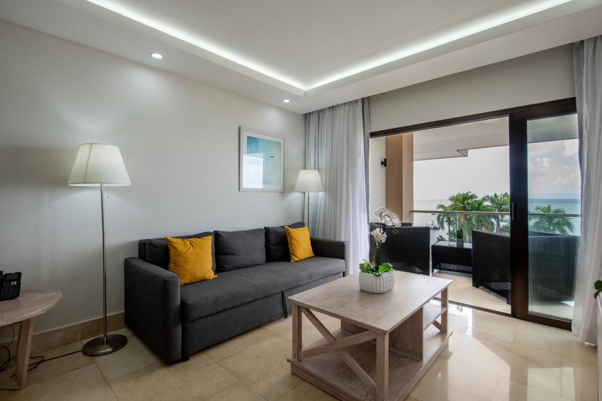 Deluxe Suite Sea View