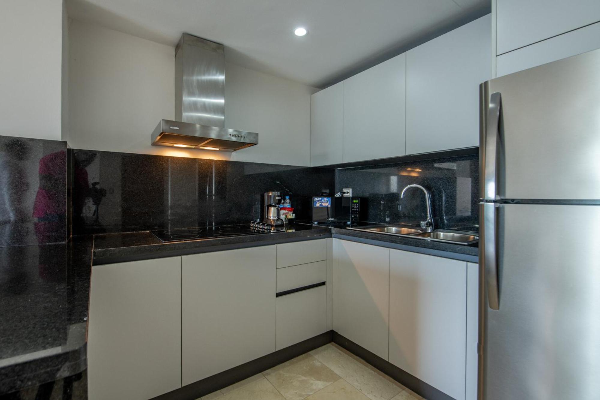 Deluxe Two-Bedroom Apartment