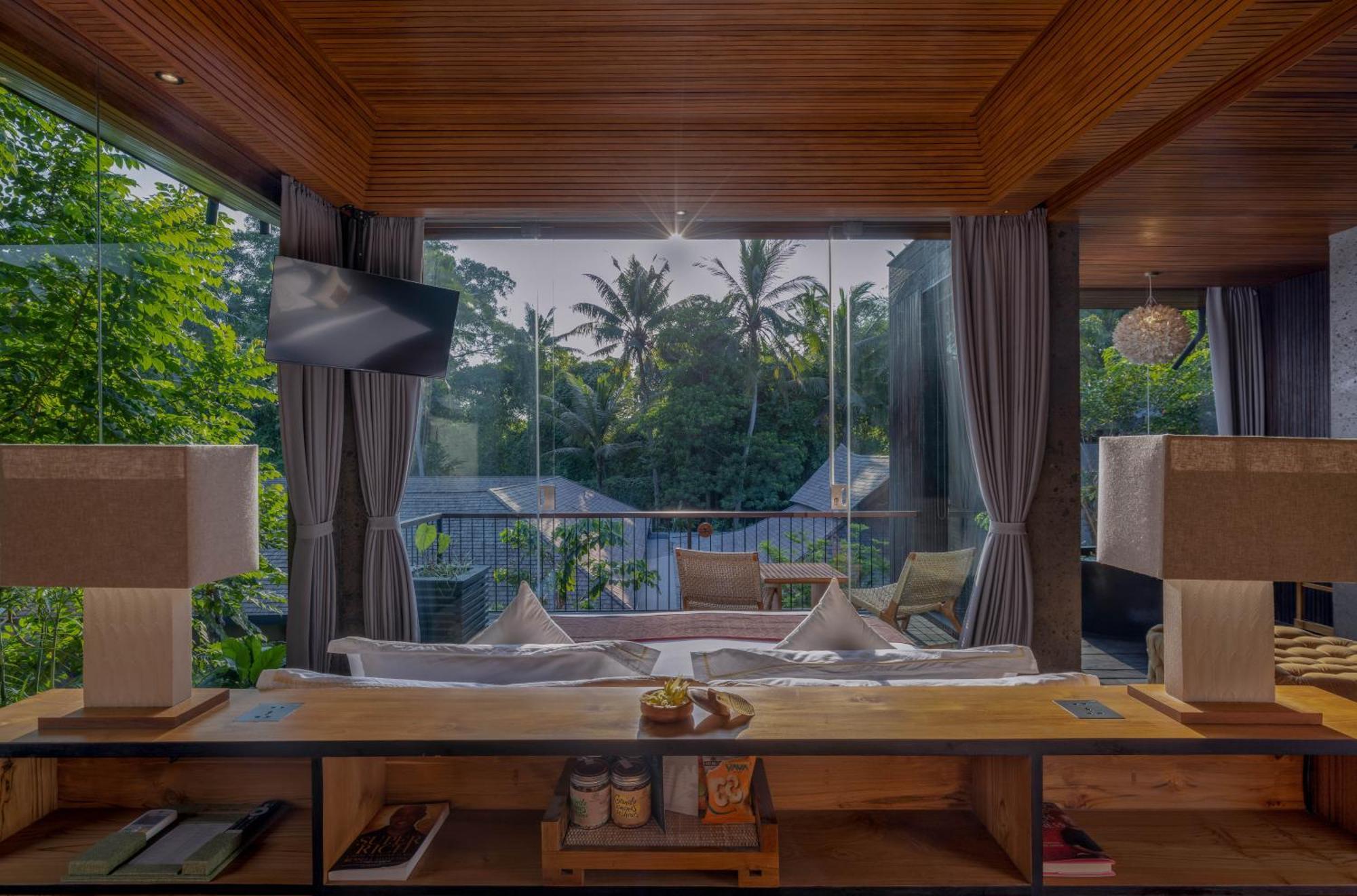 Deluxe Room with Free Access to Wellness Facilities,1584884971:JPEG