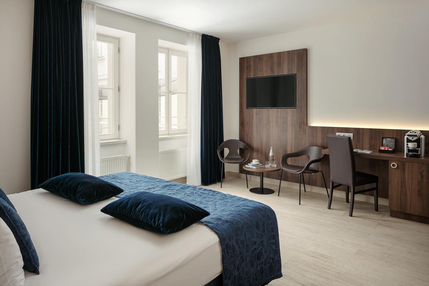 Deluxe Double or Twin Room
