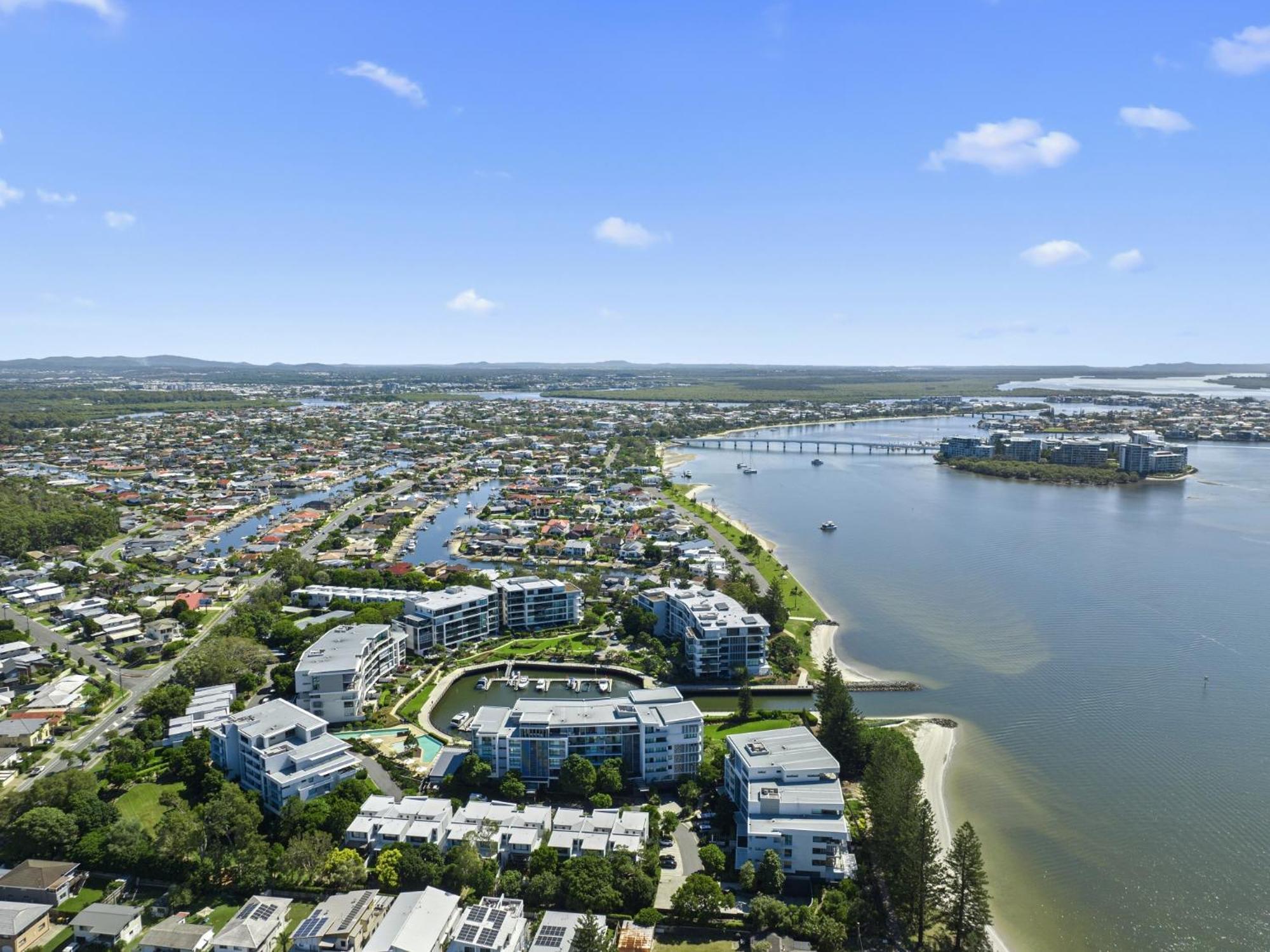 Two-Bedroom Apartment Water View
