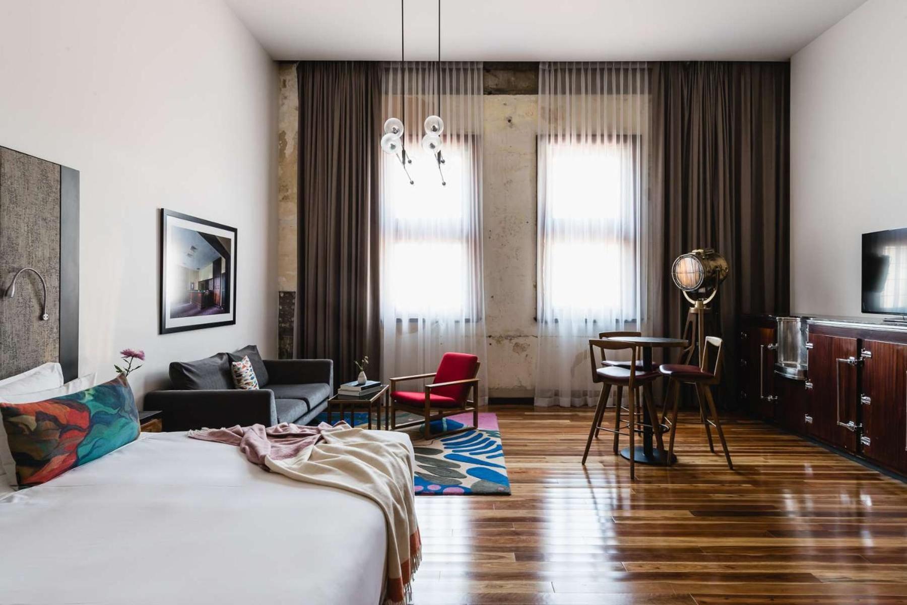 Clare Suite
