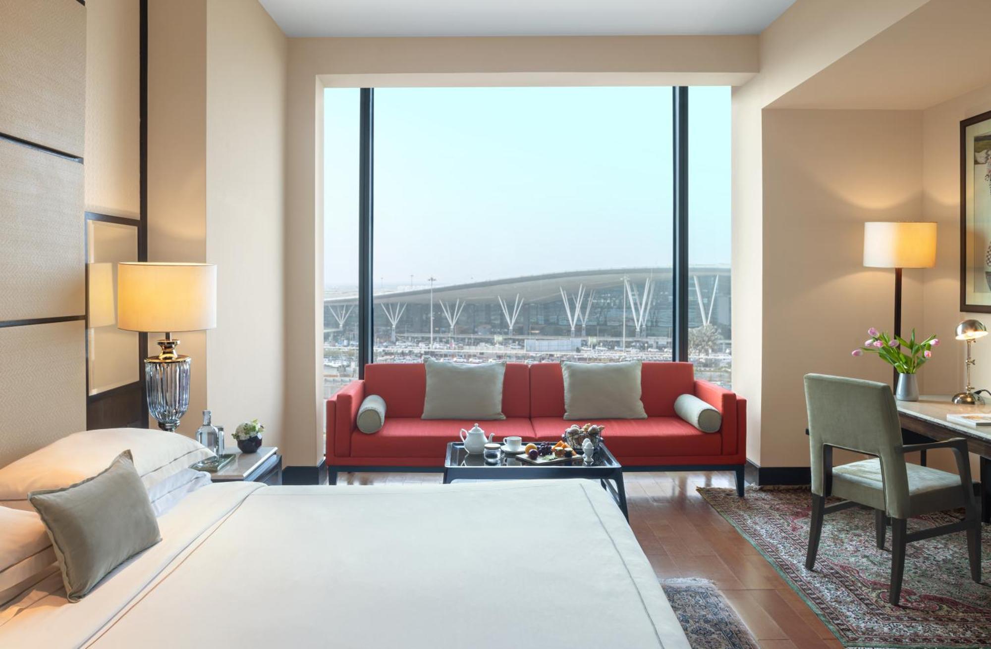Taj Club Room King Bed-Lounge Access & 2 way Airport Transfers,1586867930:JPEG