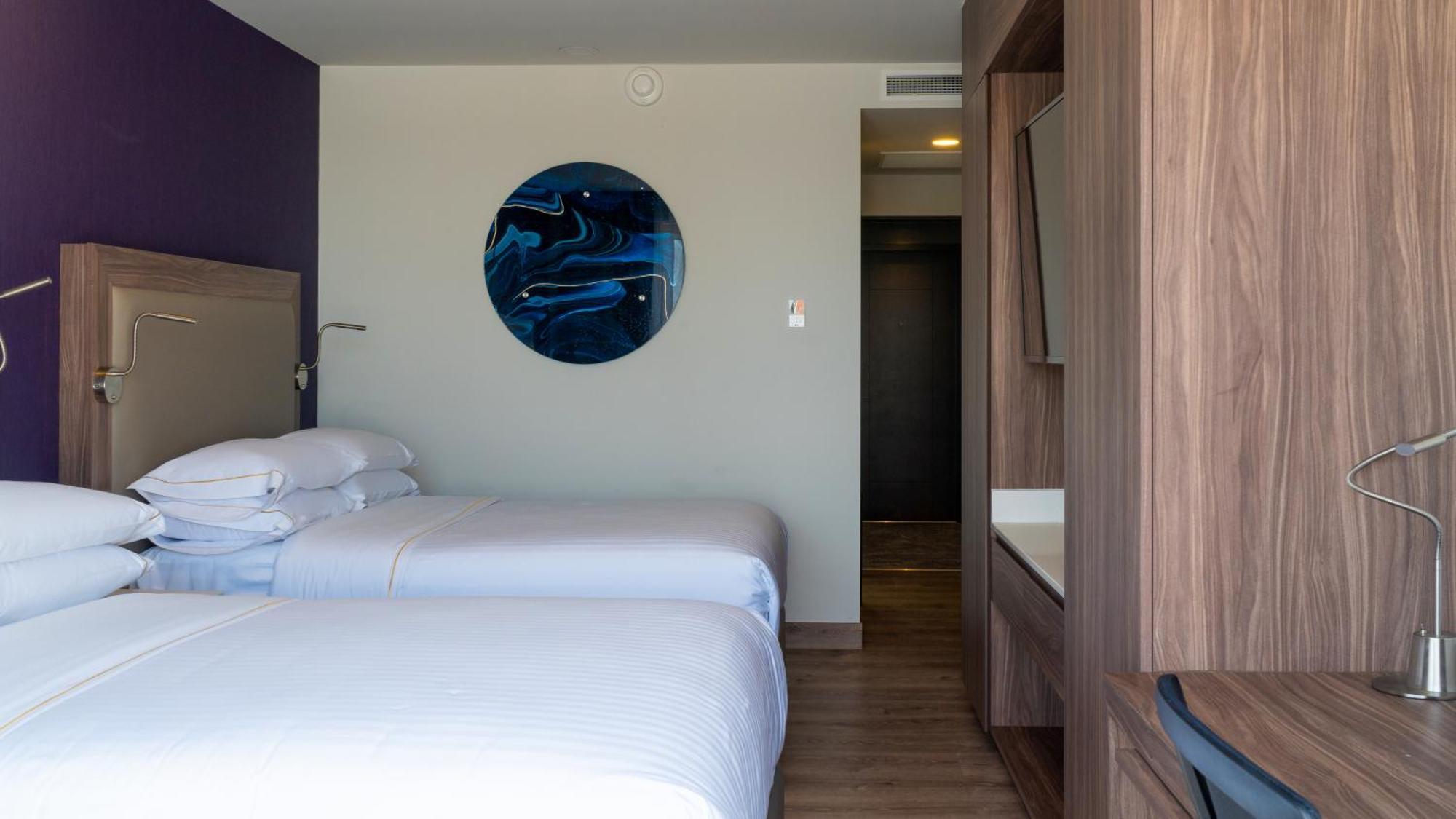 Traditional Queen Room Two Queen Beds City View