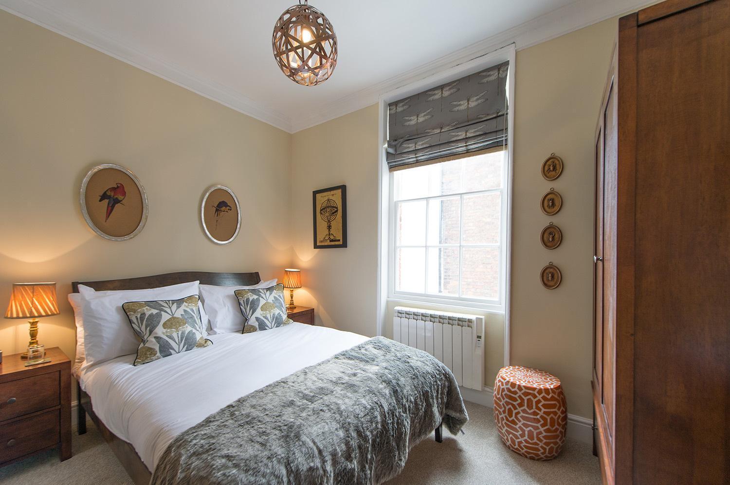 Double Room Private Bathroom