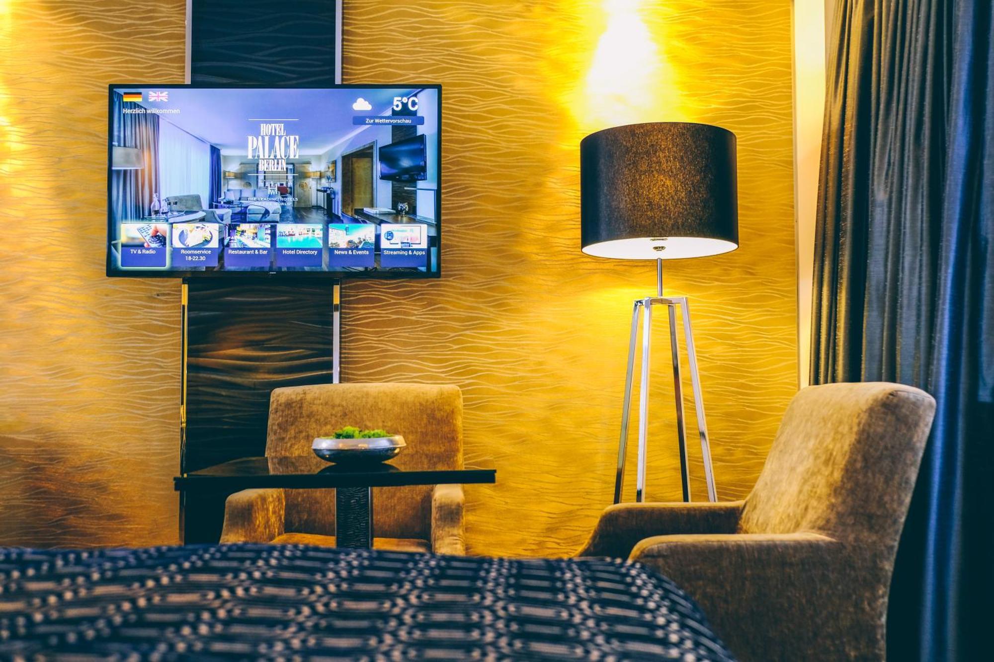 Club Double Room Club Lounge Access
