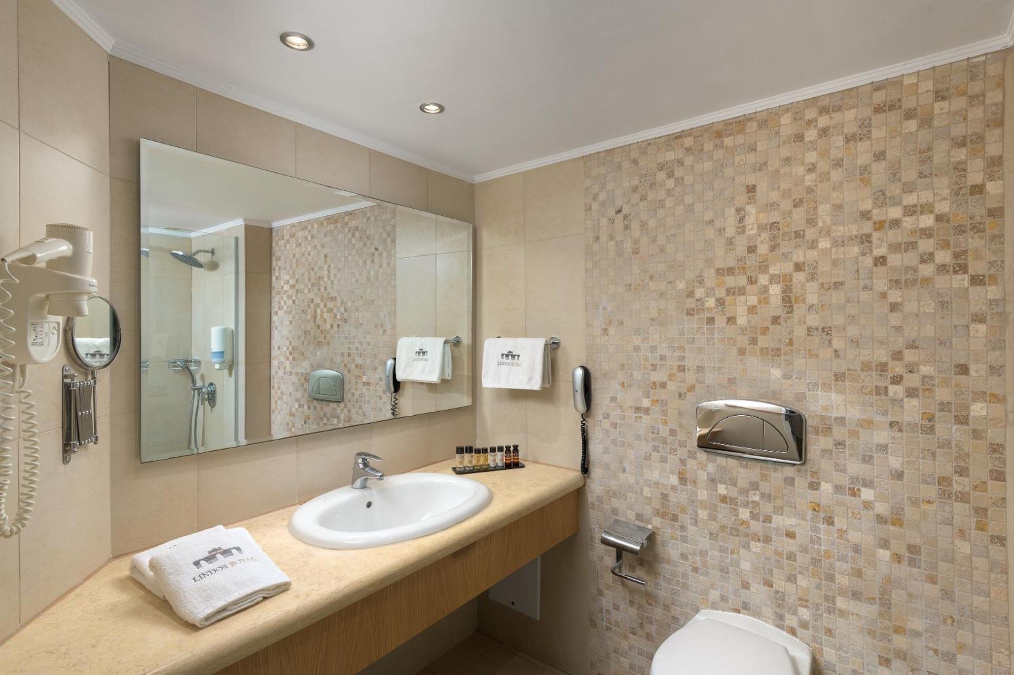 Superior Double Room with Side Sea View