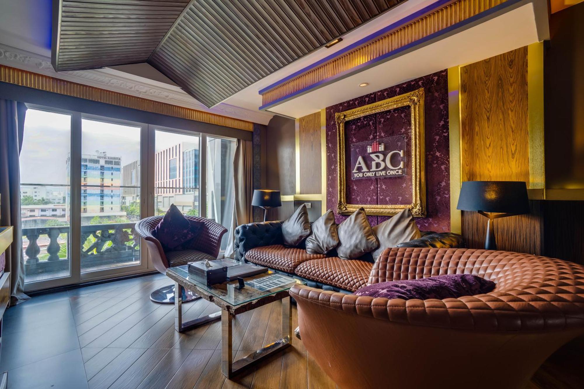 Two Bedroom Aqua Suite