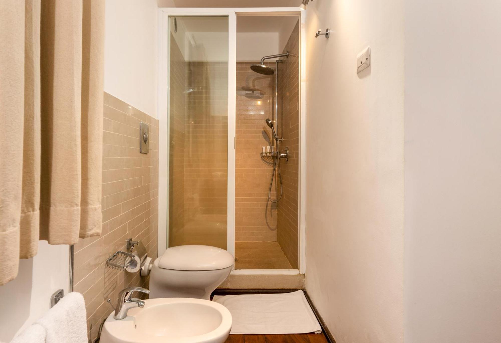 Deluxe Room a Complimentary 15-minute Ayurveda Spa treatment per reservation