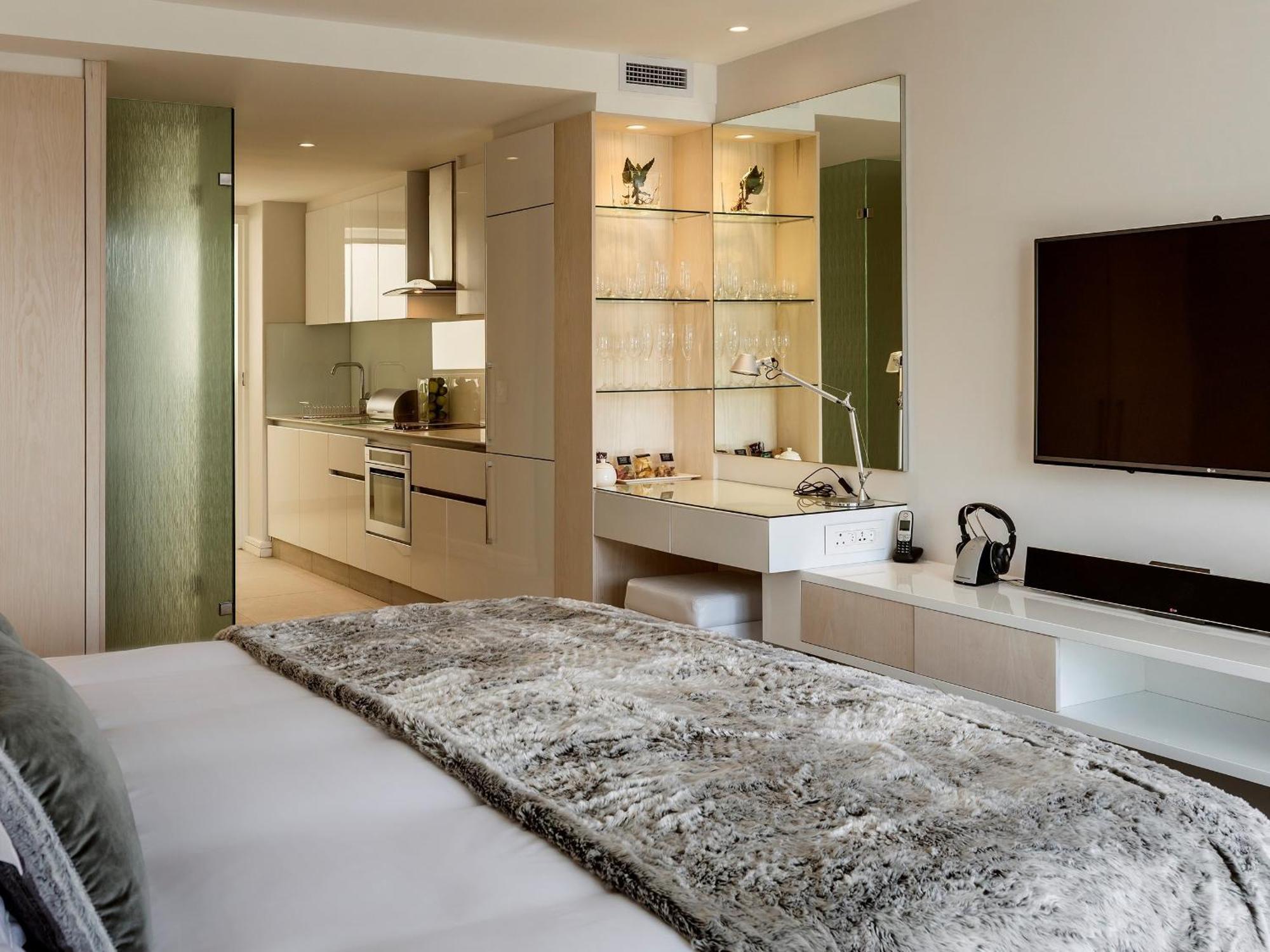 Deluxe Suite Sea View