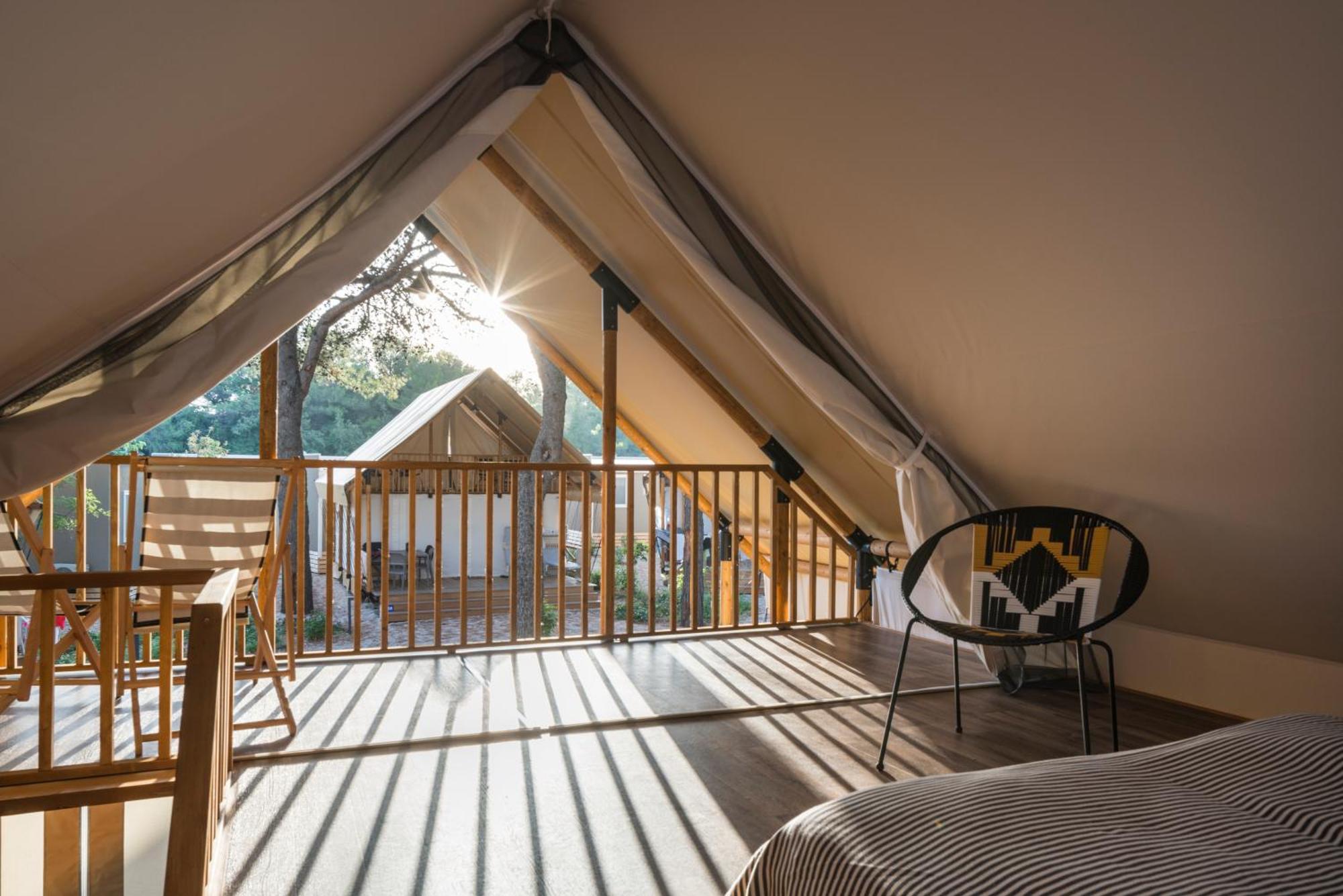 Premium Tent