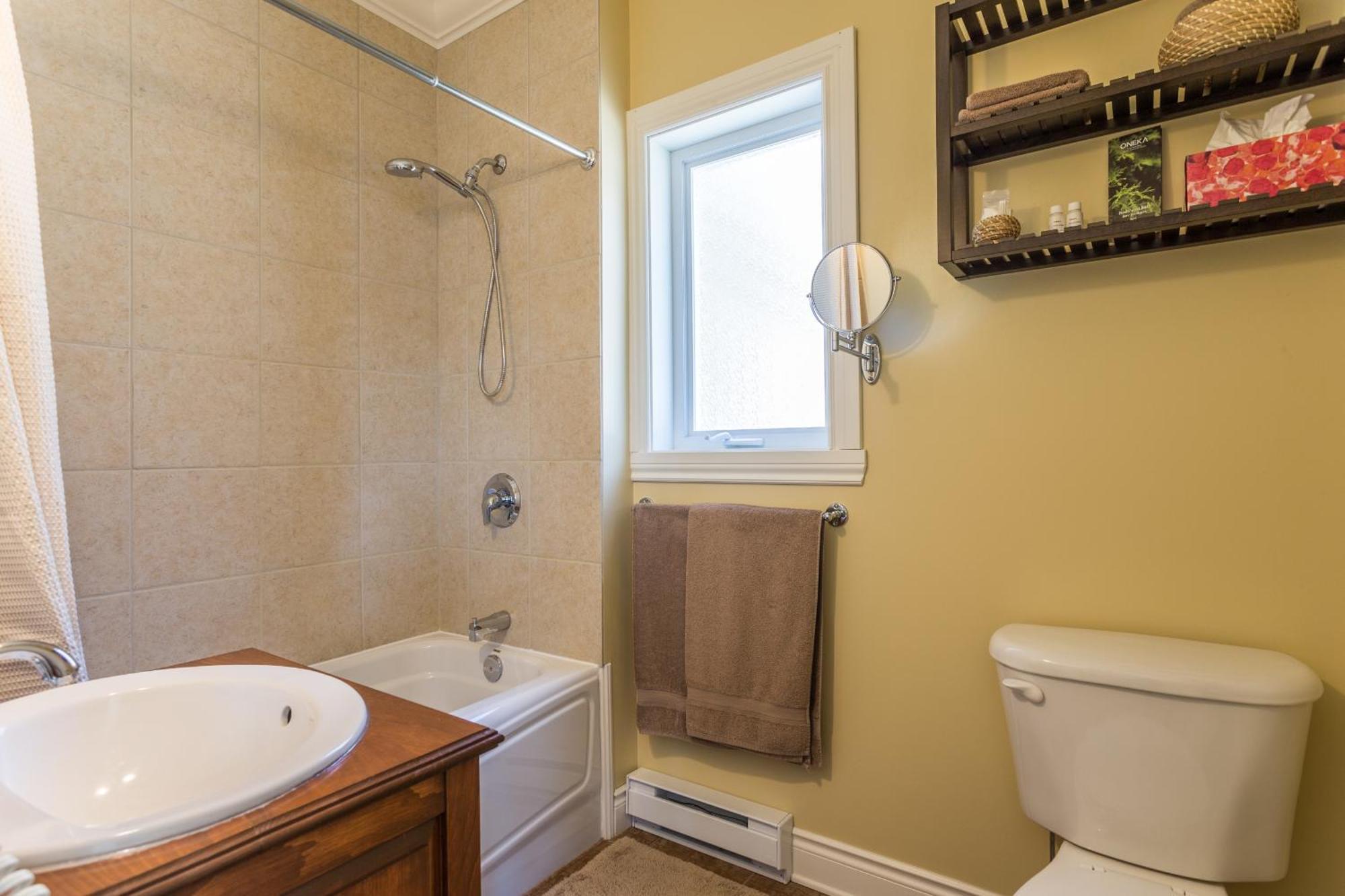 King Room Lake View