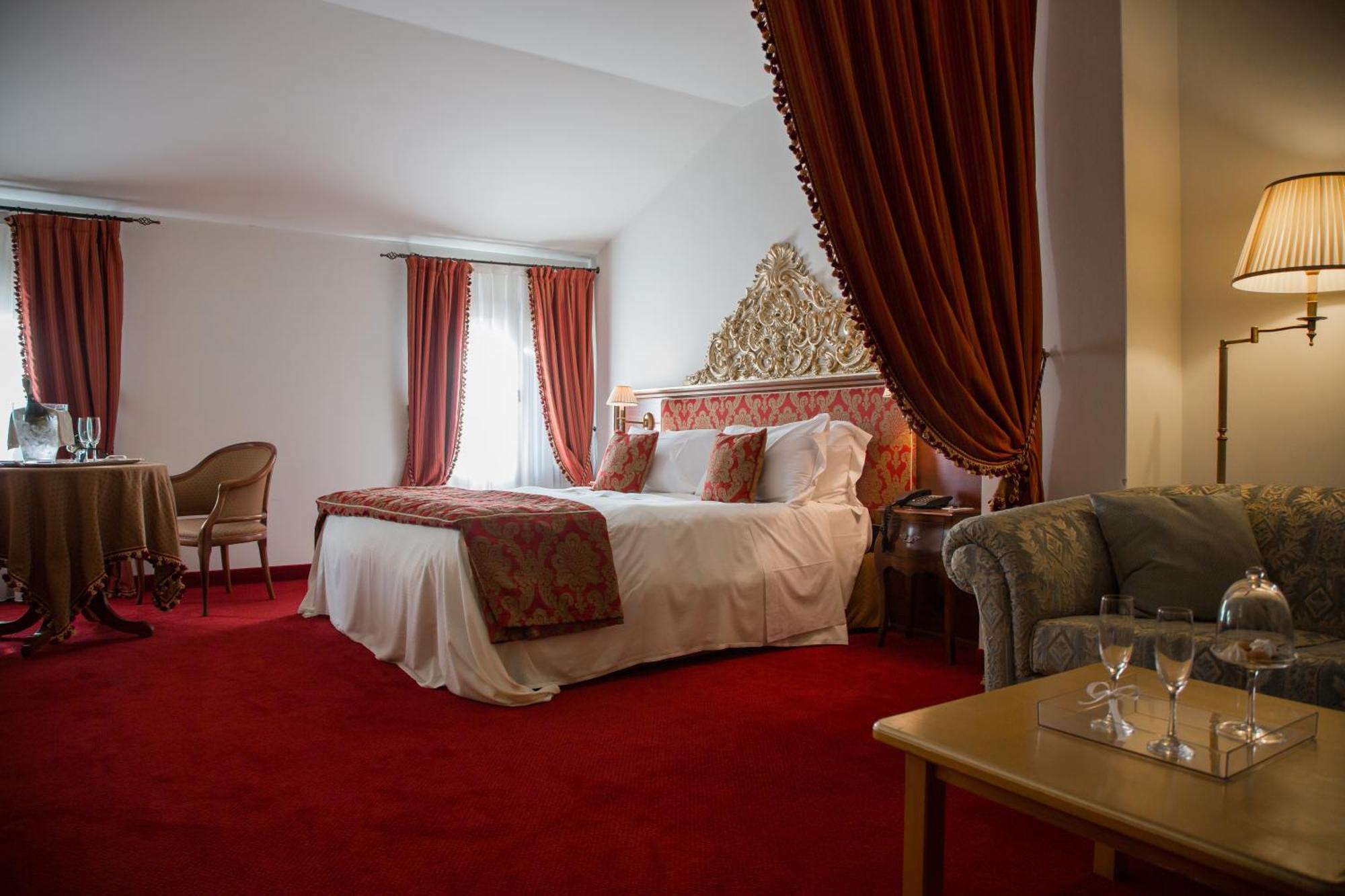 Junior Suite Garden View