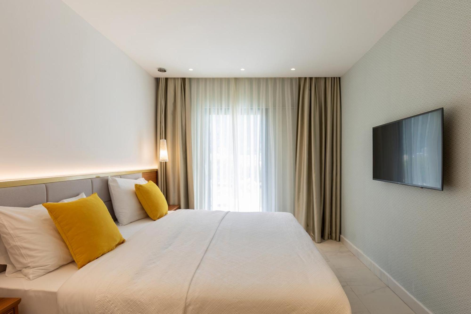 Premium Double Room Garden View