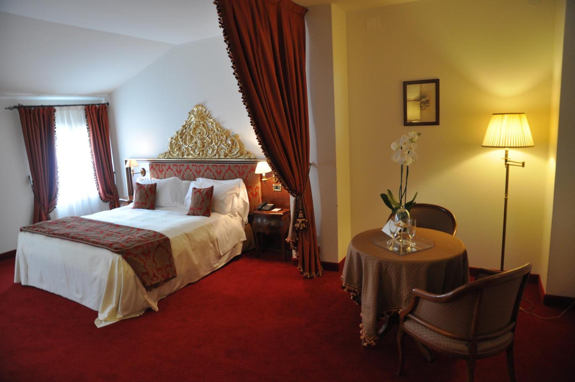 Junior Suite Garden View