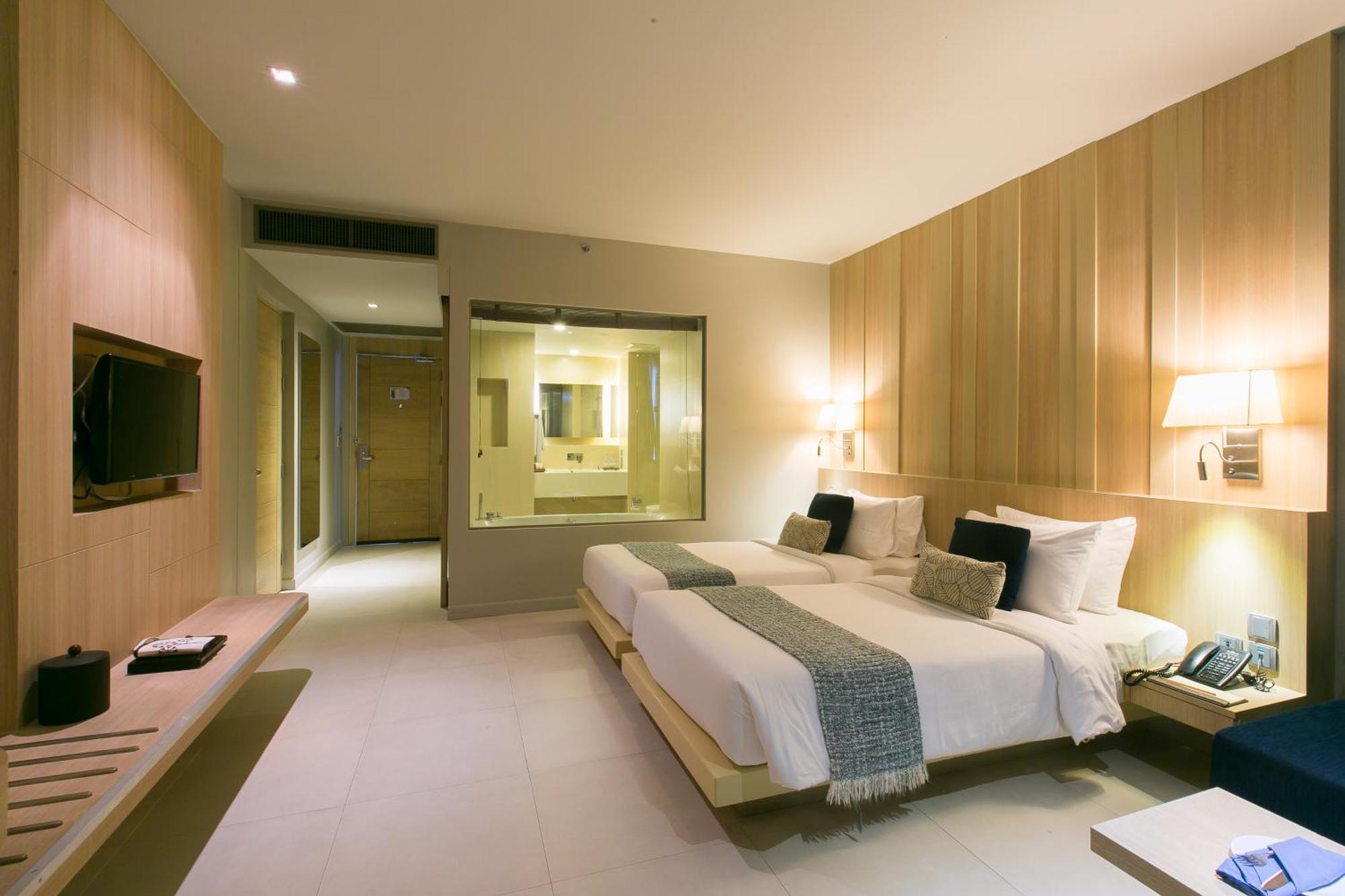 Deluxe Double or Twin Room