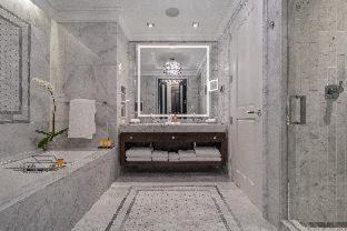 Luxury Corner King