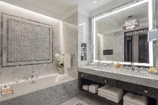 Luxury Corner King
