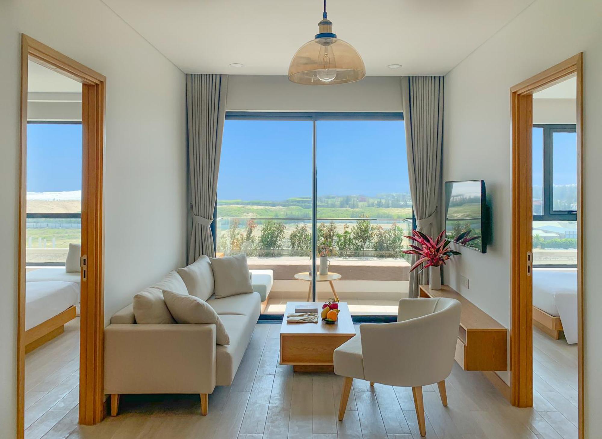 Three-Bedroom Apartment Partial Ocean View with Balcony