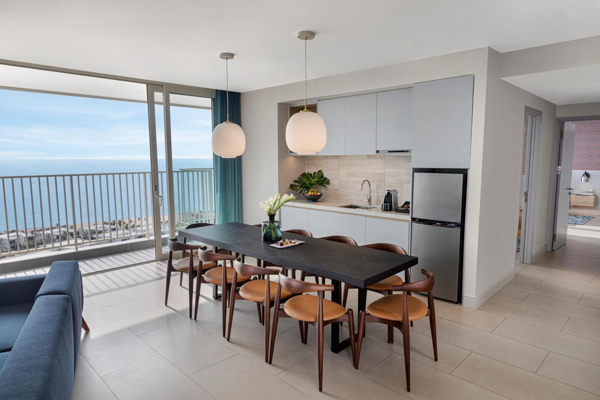 3 Bedroom Suite Terrace Panoramic Ocean View 2 Kings & 1 Twin,1656273365:JPEG