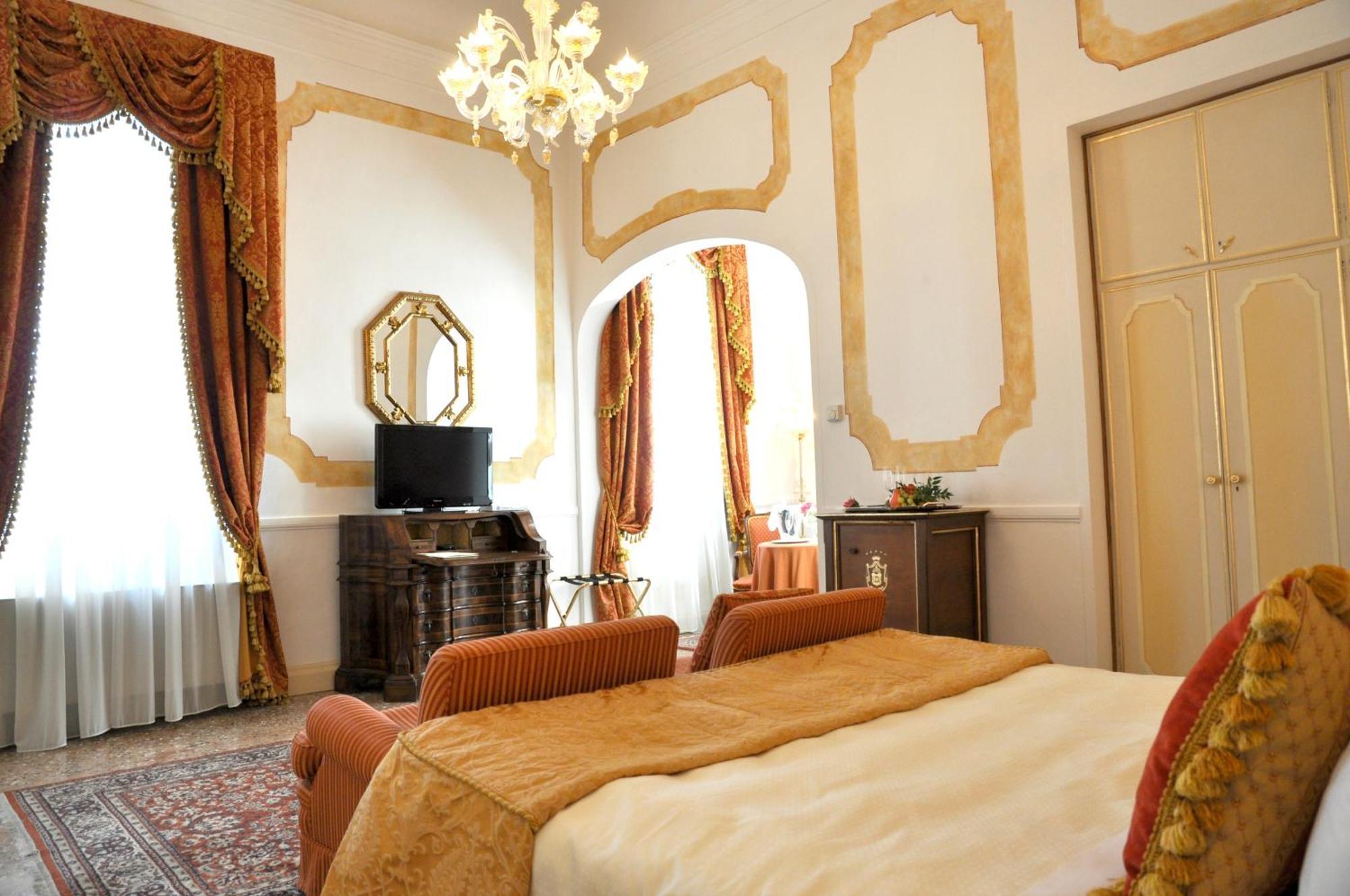 Suite Elizabeth Taylorwith Park View