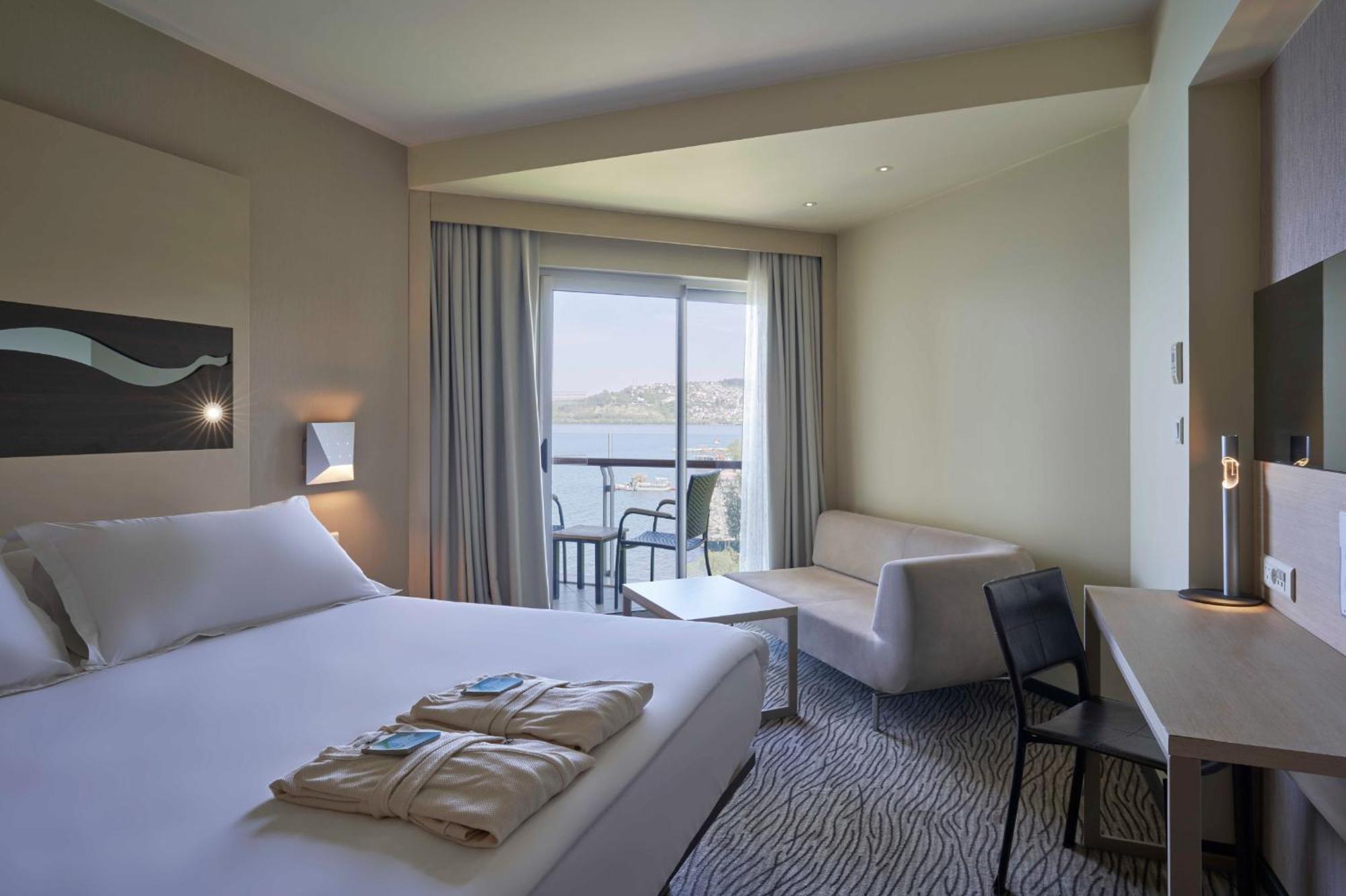 Superior Double or Twin Room,1589556896:JPEG
