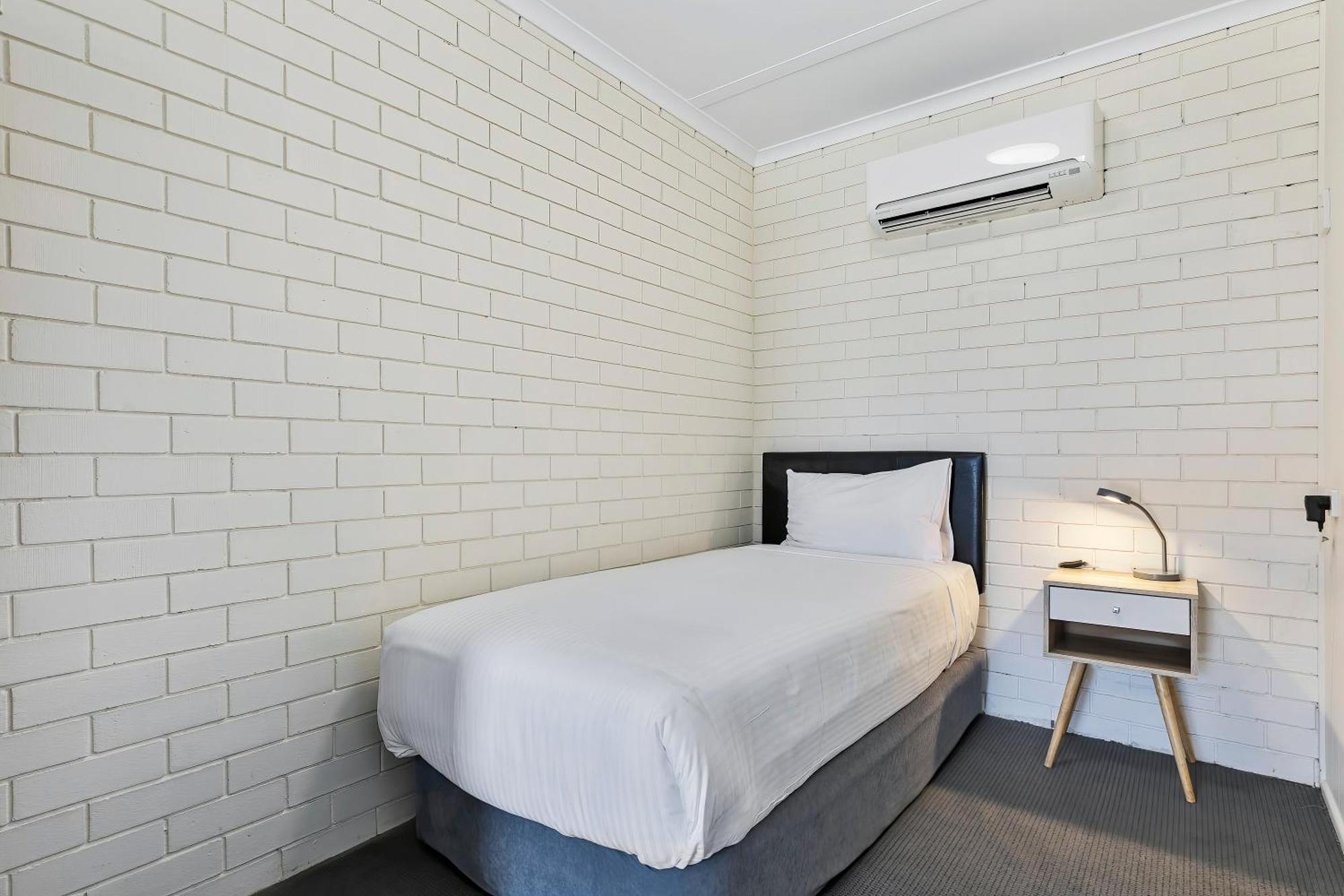 Executive Queen Room