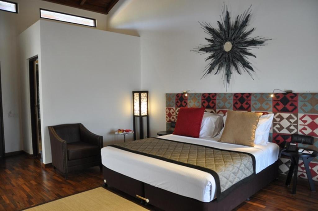 Courtyard Room