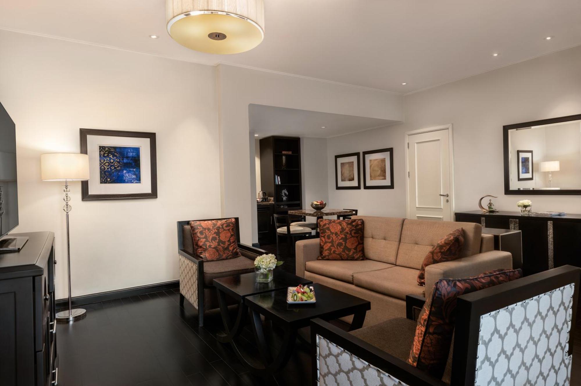 Family Suite, Evening Drinks & Canapes Section, Shuttle To Public Beach