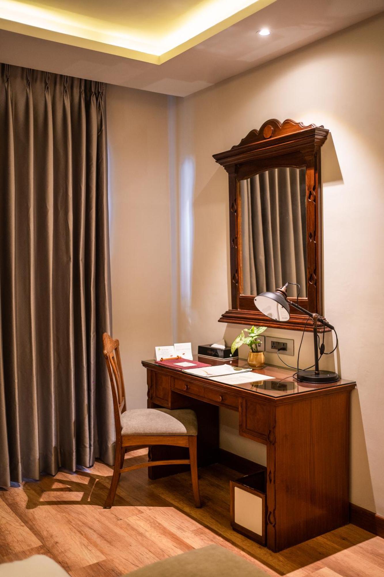 Deluxe Suite
