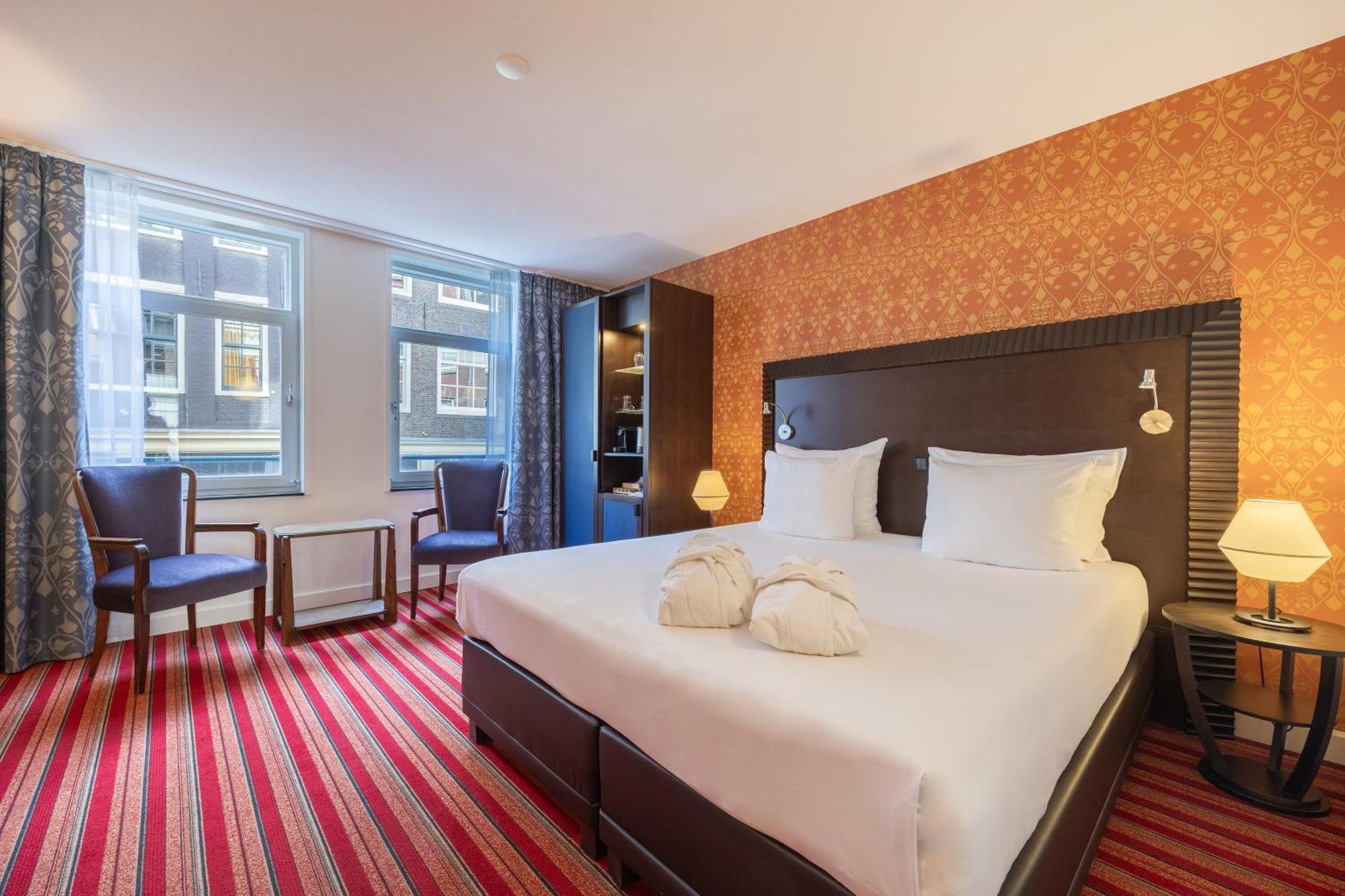 Deluxe Room,1592874820:JPEG