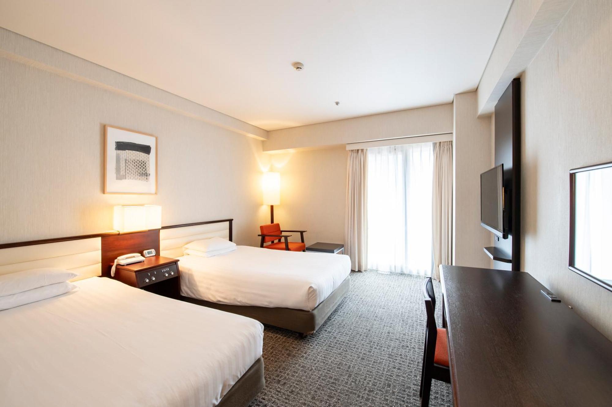 Standard Twin Room Fitness Center Access Non-Smoking