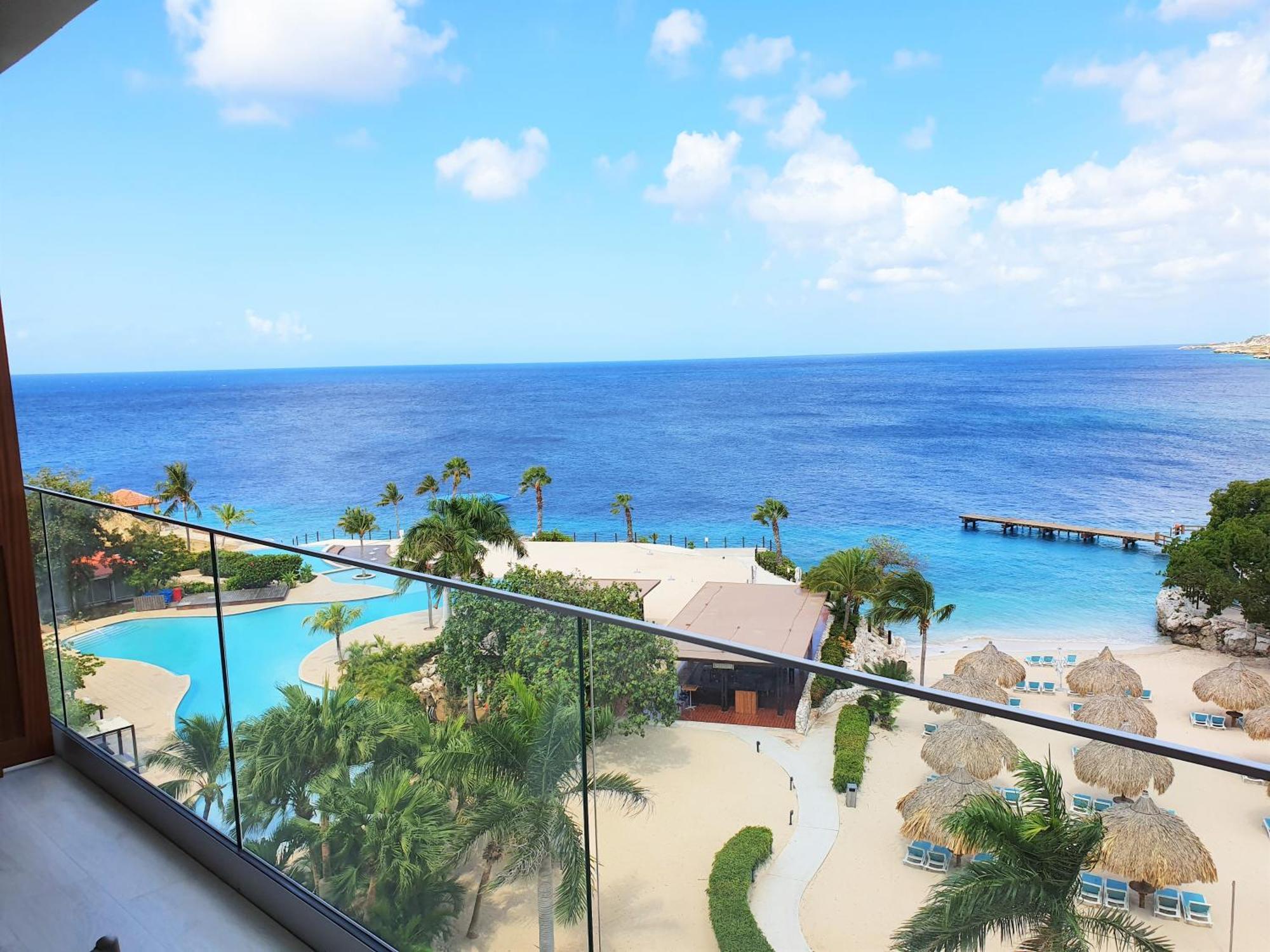 Preferred Club Deluxe Ocean View King