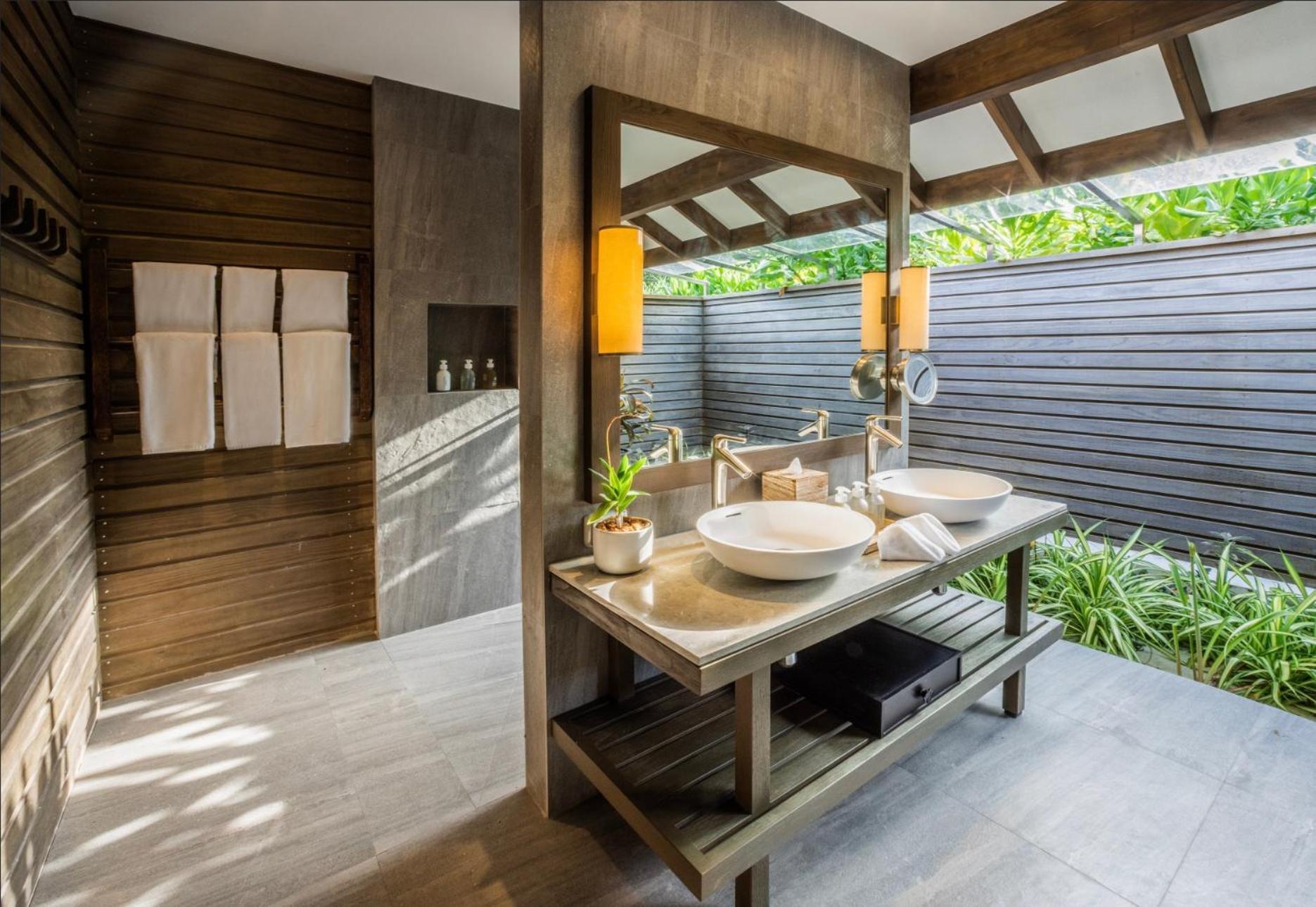 Mabin Beach Pool Villa