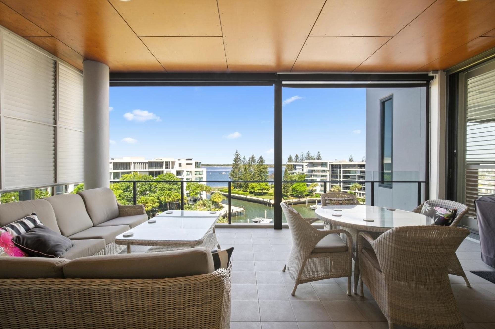 Two-Bedroom Apartment Water View