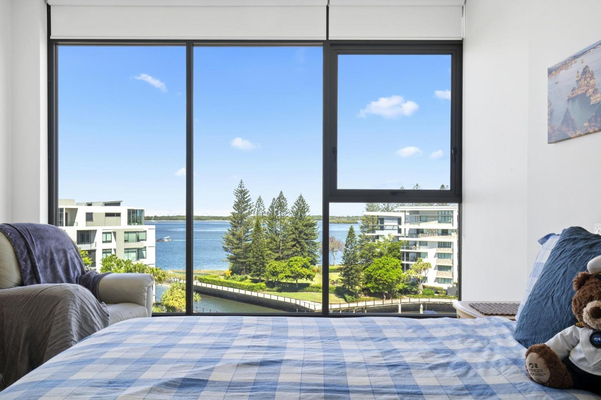 Two-Bedroom Apartment Water View