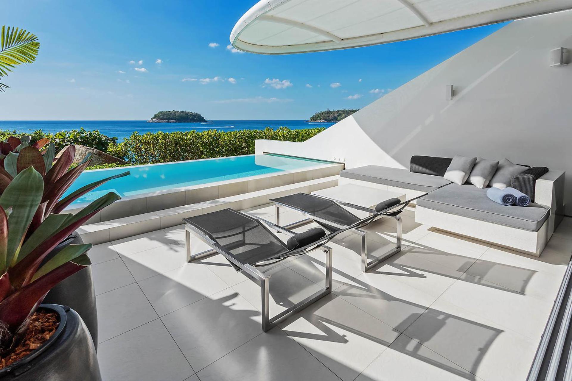One Bedroom Ocean Pool Loft