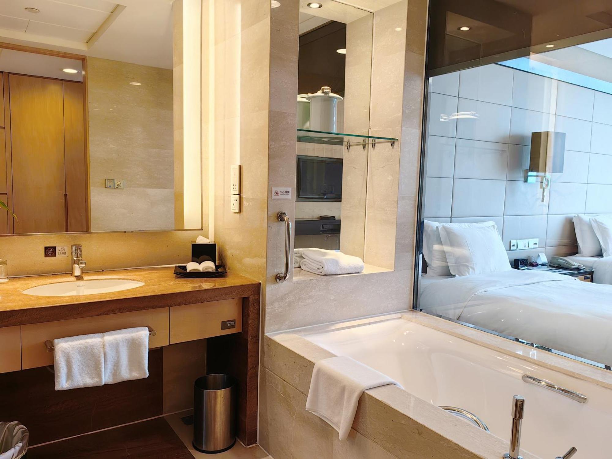 High Floor Standard Twin Room