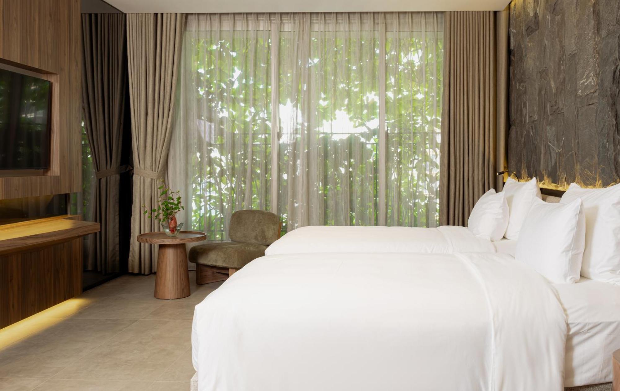 Deluxe Twin Room City View Daily Afternoon Tea Inclusive