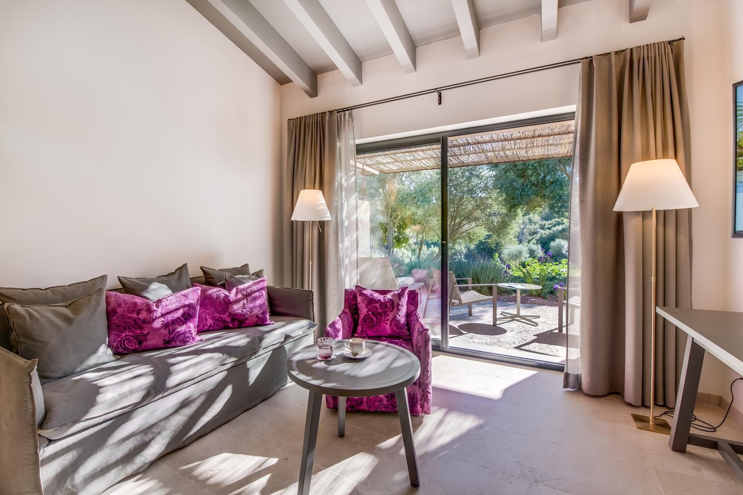 Superior King Suite